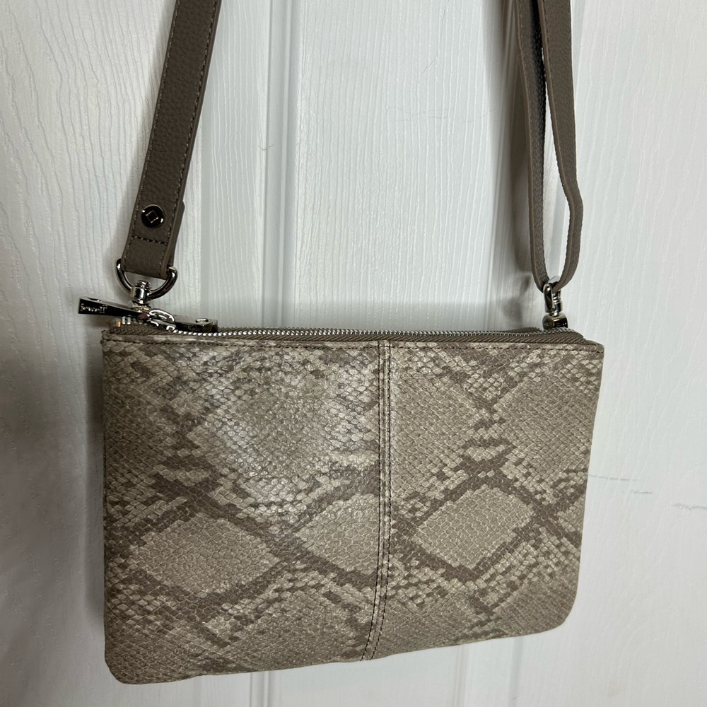 Jewell Cream and Brown Crossbody Bag with Snake Print